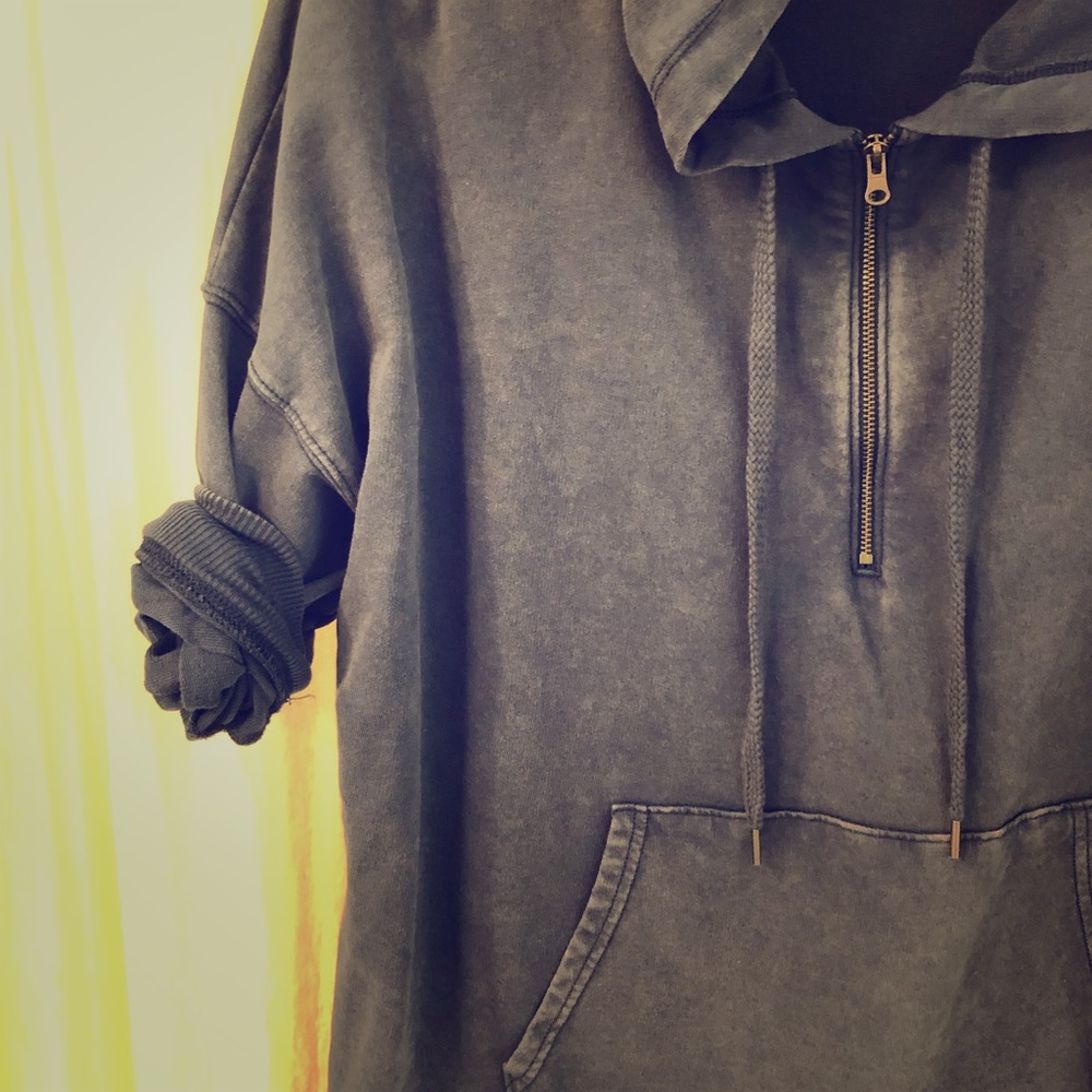 NWOT Oversized distressed Aerie quarter zip hoodie